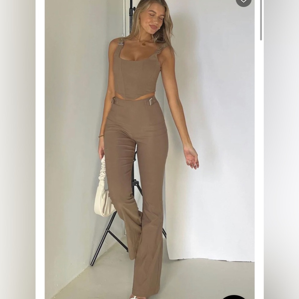 LAST CHANCE White fox flares